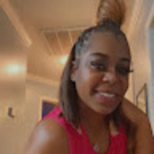 Meet your Posher, Karlisua